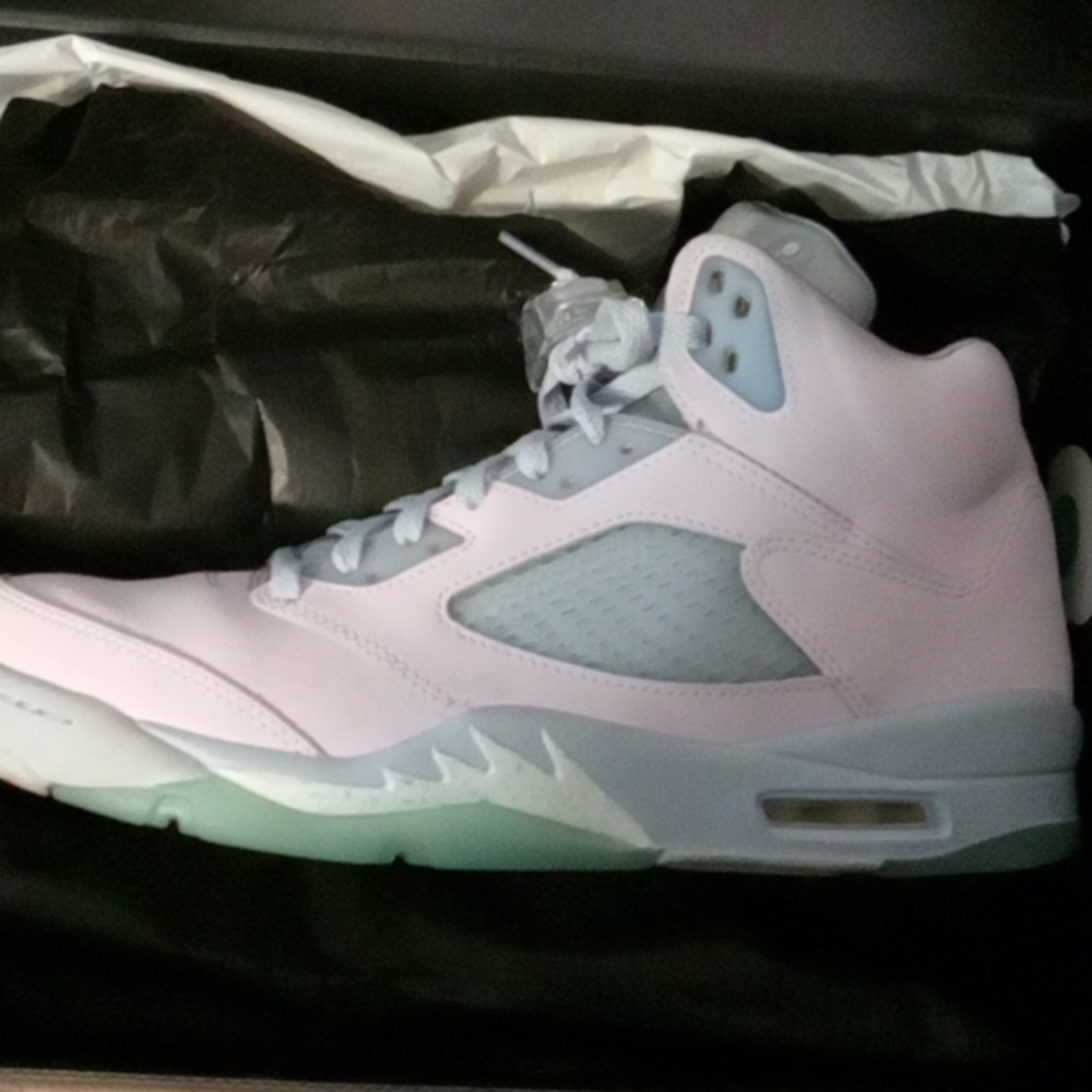 Jordan 5 retro easter special edition